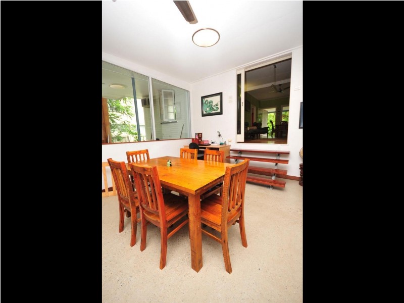 43 Moody Street, Mooroobool QLD 4870