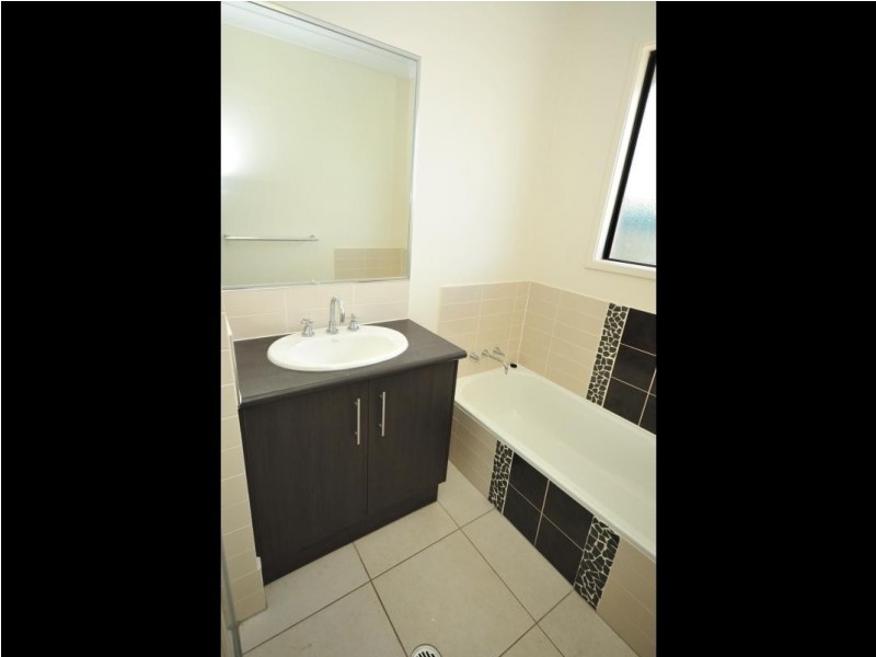 16 Hulbert Street (AKA 45 Norwood Cres), Trinity Park QLD 4879