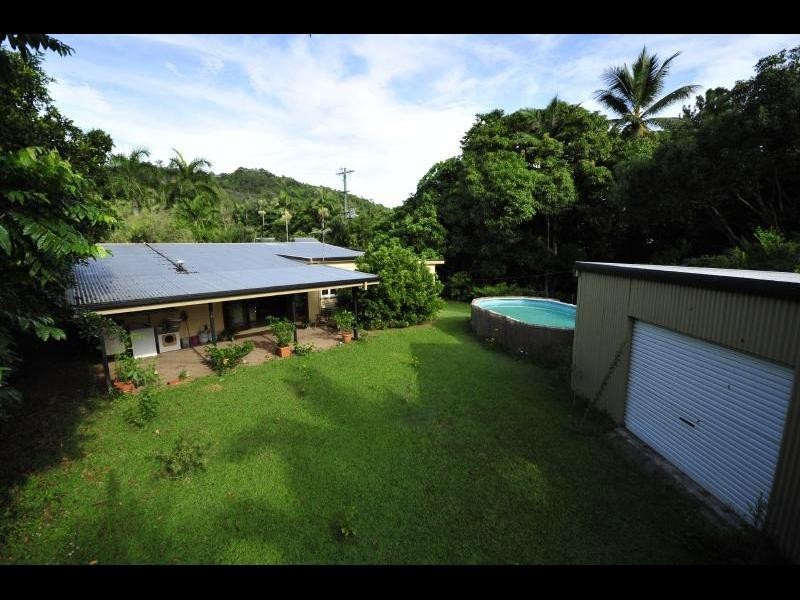 46 Atherton Street, Whitfield QLD 4870