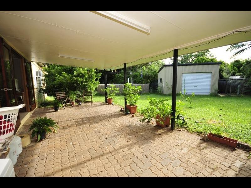 46 Atherton Street, Whitfield QLD 4870