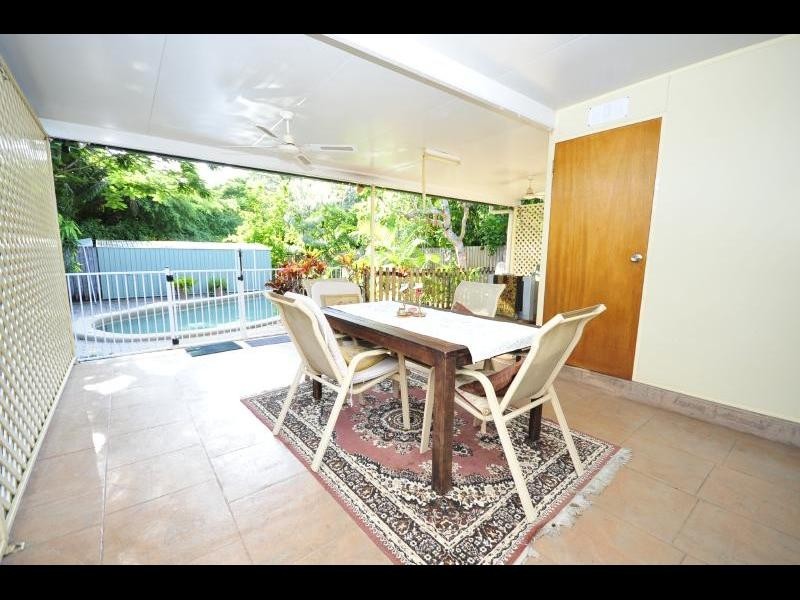 432 Varley Street, Yorkeys Knob QLD 4878