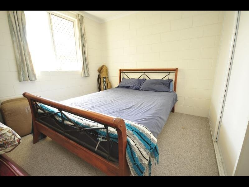 6/11 Pioneer Street, Manoora QLD 4870