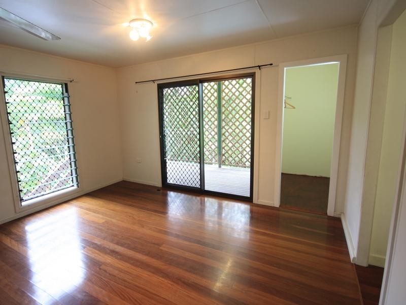 56 McCormack Street, Manunda QLD 4870