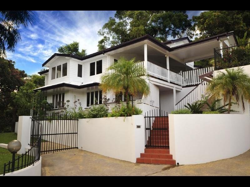 42 Walsh Street, Edge Hill QLD 4870