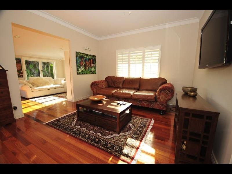42 Walsh Street, Edge Hill QLD 4870