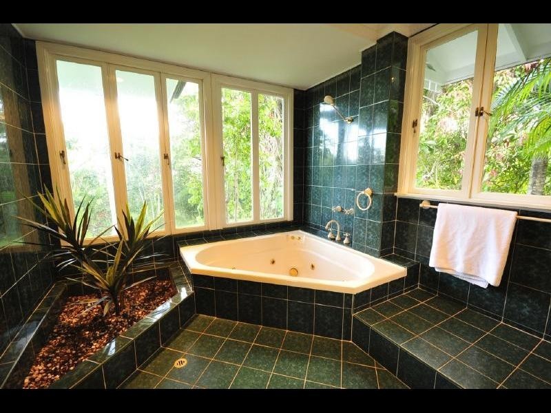 42 Walsh Street, Edge Hill QLD 4870
