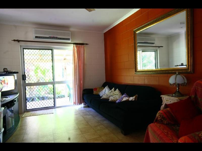 2/40 Lake Placid Road, Caravonica QLD 4878