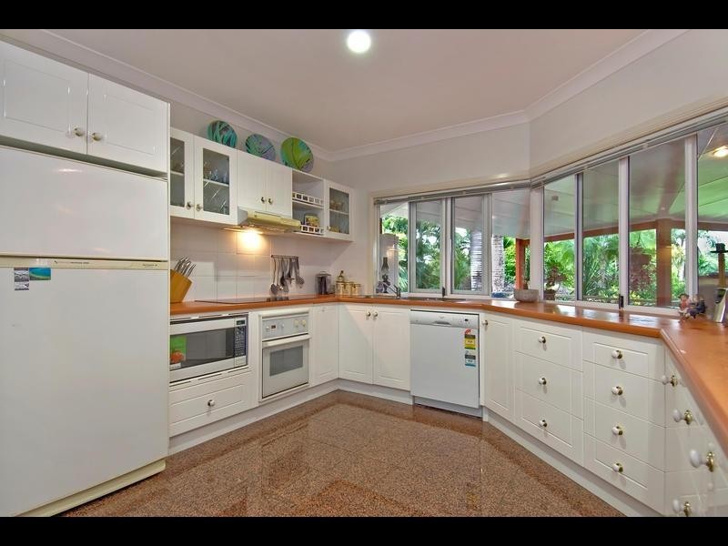 20-24 Joseph Banks Close, Kewarra Beach QLD 4879