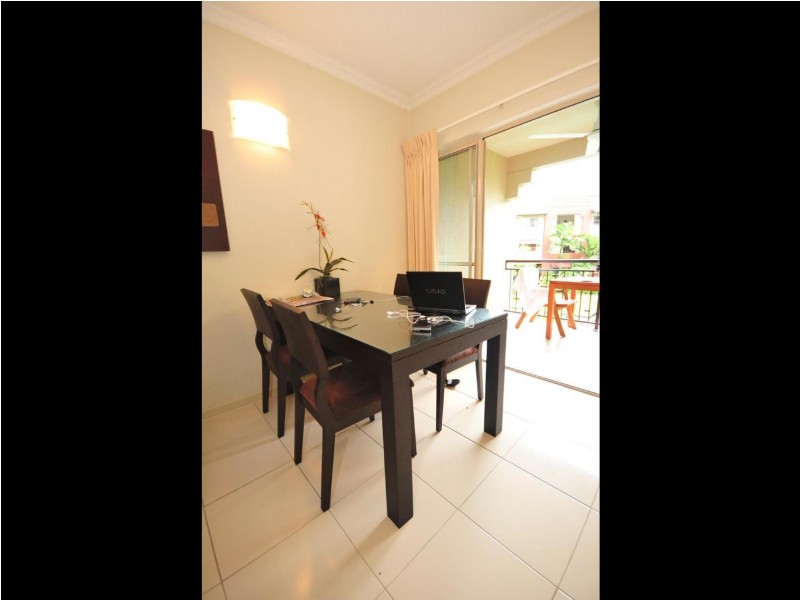 313/3 Mann Street, Westcourt QLD 4870