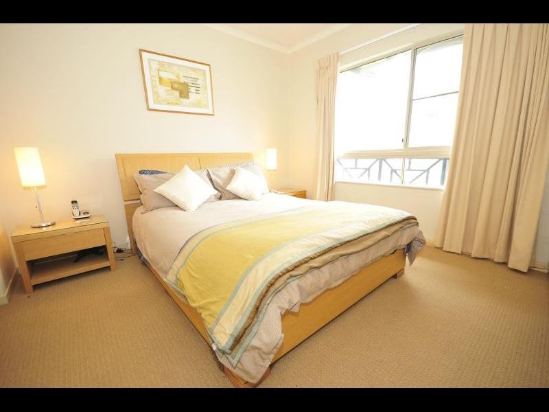 425/13 Mann Street, Westcourt QLD 4870