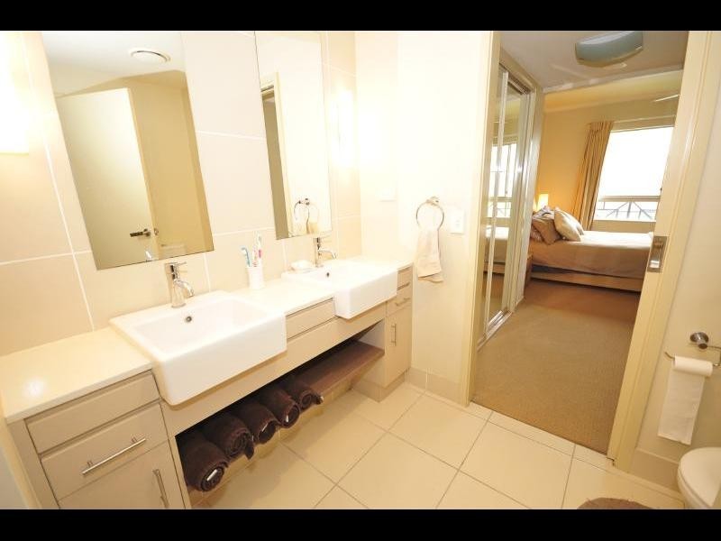 425/13 Mann Street, Westcourt QLD 4870