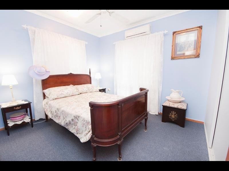 3 Tuffley Close, Kanimbla QLD 4870