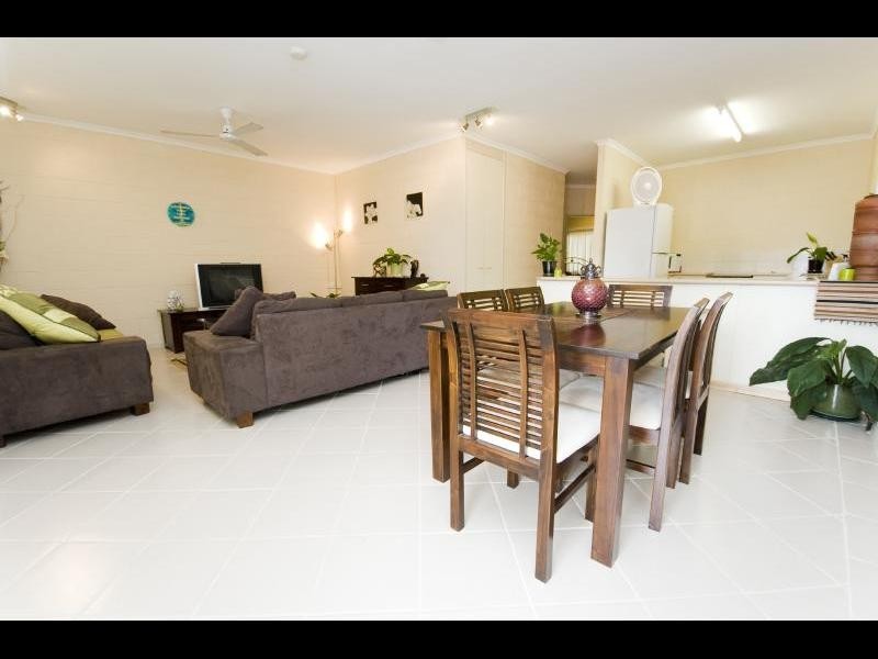 7/20 Springfield Crescent, Manoora QLD 4870