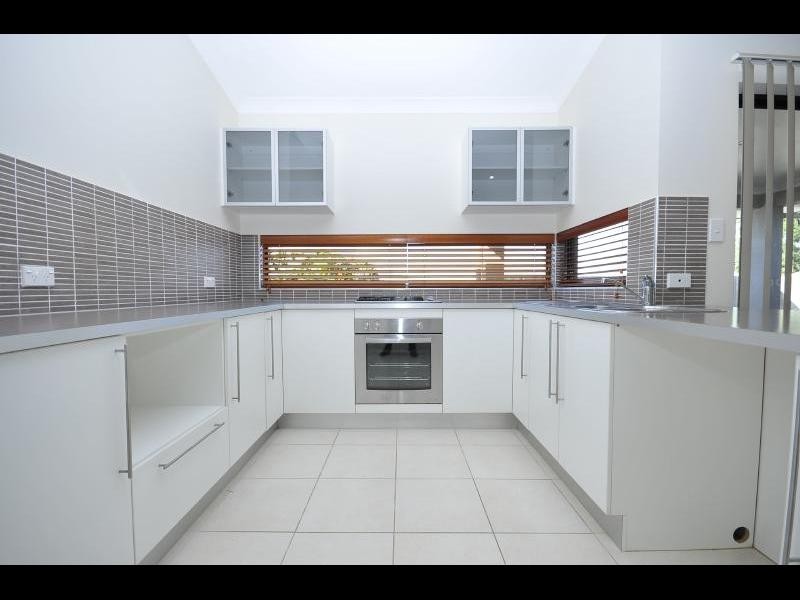 8 Barringtonia Street, Mount Sheridan QLD 4868