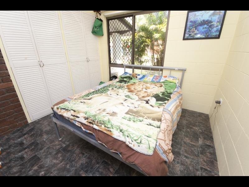28  Pepperina Street, Mooroobool QLD 4870