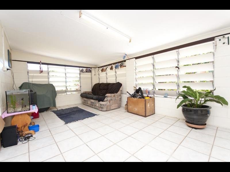 28  Pepperina Street, Mooroobool QLD 4870