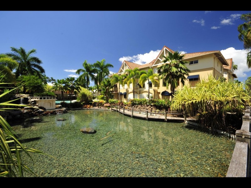 1301/2 Greenslopes Street, Cairns North QLD 4870