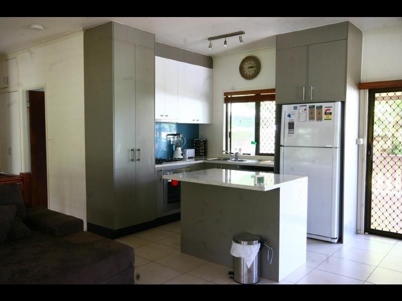 16 Andrea Close, Mooroobool QLD 4870