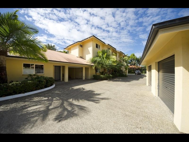 6/13-17 Oyster Court, Trinity Beach QLD 4879