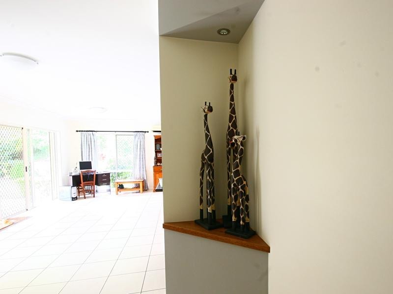 16 Everglade Rise, Brinsmead QLD 4870