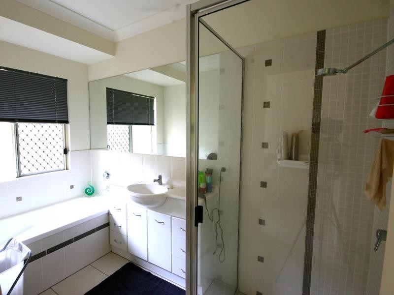 16 Everglade Rise, Brinsmead QLD 4870