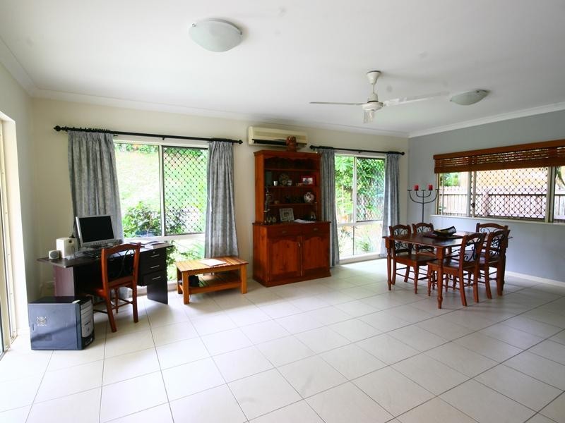 16 Everglade Rise, Brinsmead QLD 4870