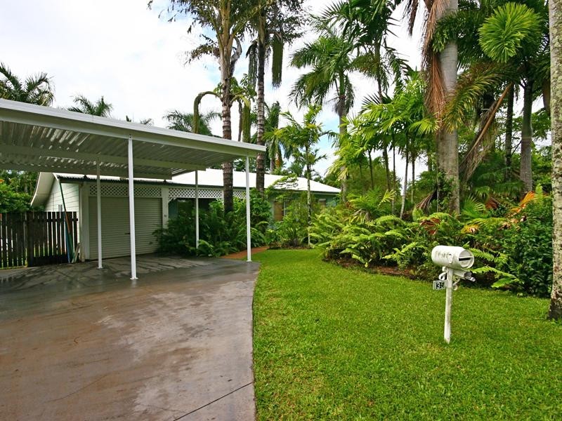 35 Cyperus Drive, Redlynch QLD 4870