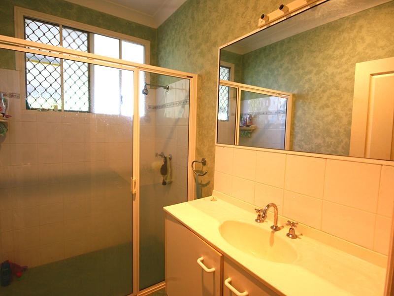 35 Cyperus Drive, Redlynch QLD 4870