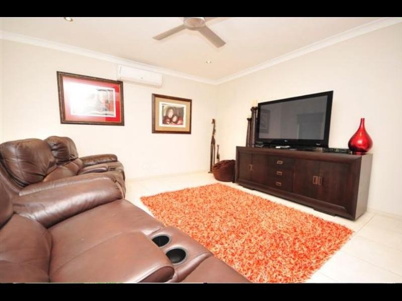 6 Edge Close, Kewarra Beach QLD 4879