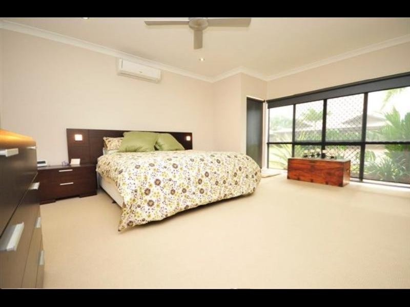 6 Edge Close, Kewarra Beach QLD 4879