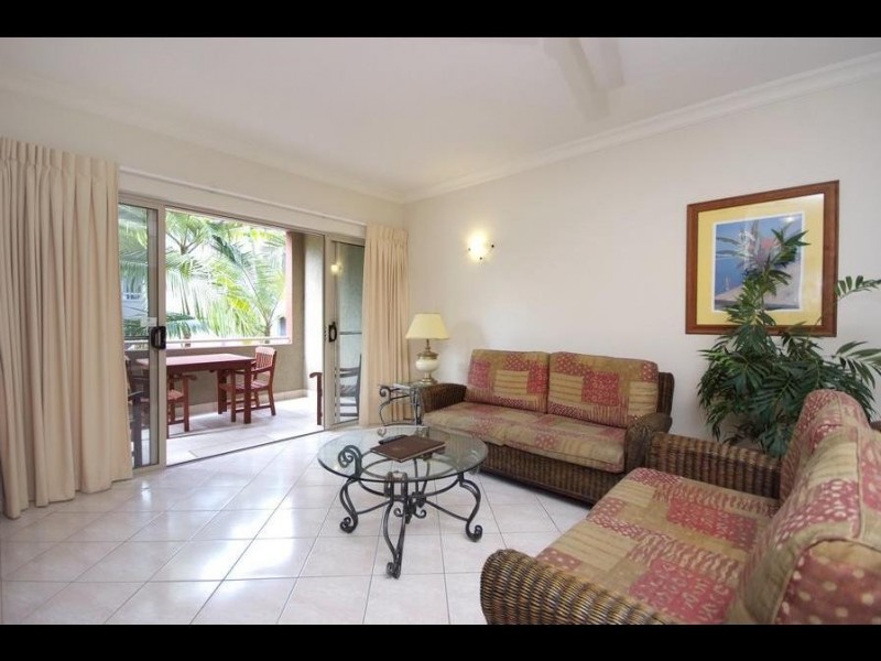 1112/2 Greenslopes Street, Cairns North QLD 4870