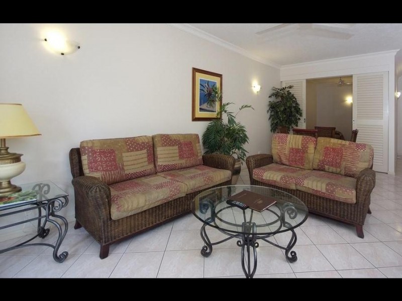 1112/2 Greenslopes Street, Cairns North QLD 4870