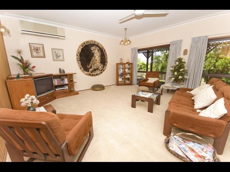 235 Toogood Road, Bayview Heights QLD 4868