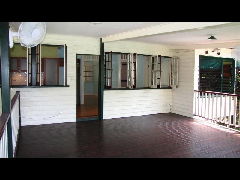 22 Cairns Street, Cairns North QLD 4870