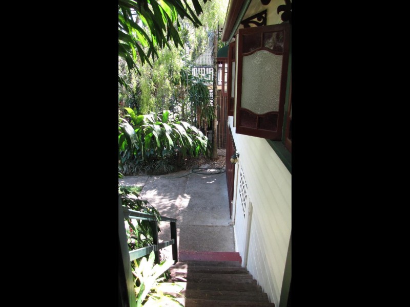 22 Cairns Street, Cairns North QLD 4870