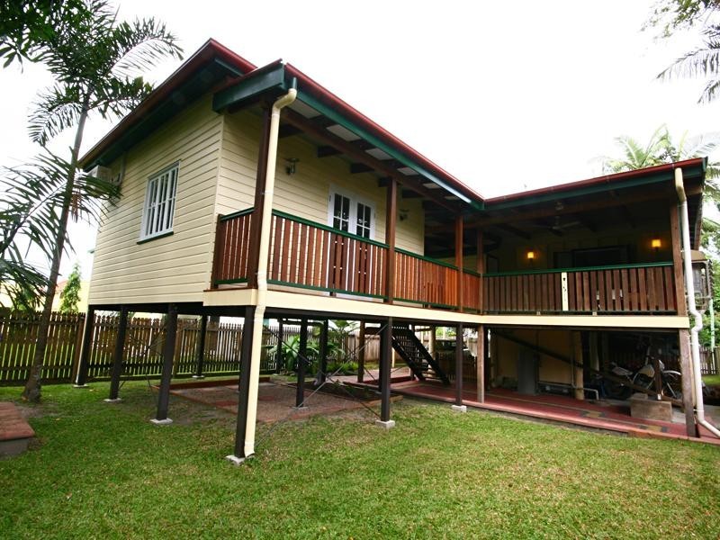 92 Woodward Street, Edge Hill QLD 4870