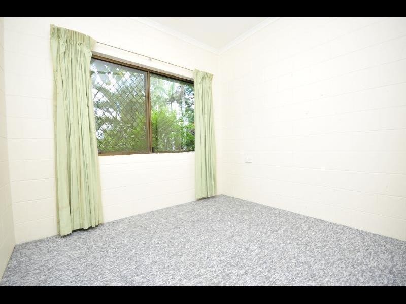 6 Atlantic Close, White Rock QLD 4868