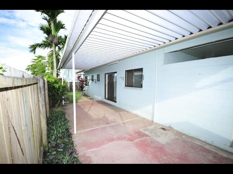 6 Atlantic Close, White Rock QLD 4868