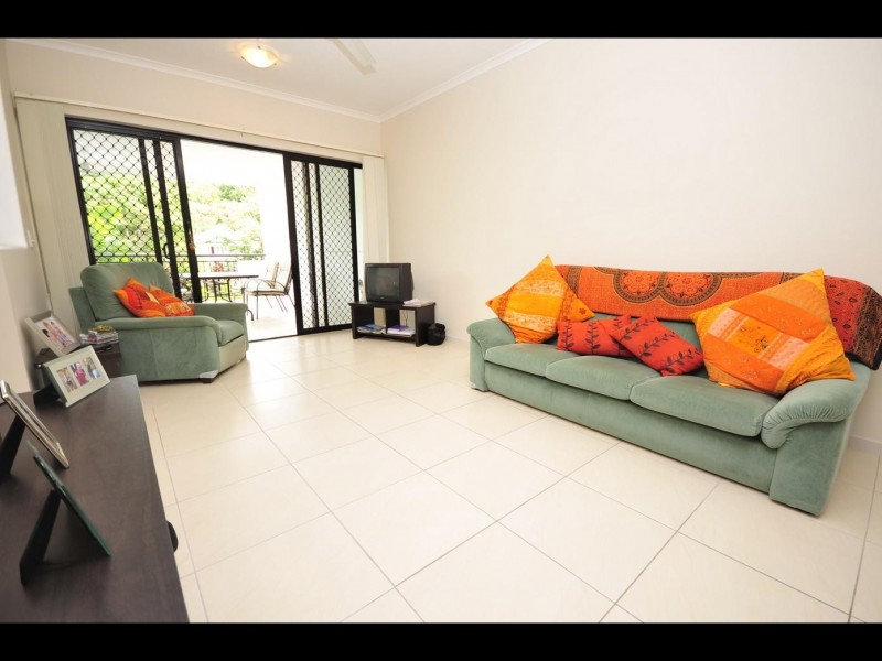 2/376 Severin Street, Parramatta Park QLD 4870