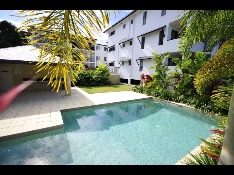 2/376 Severin Street, Parramatta Park QLD 4870