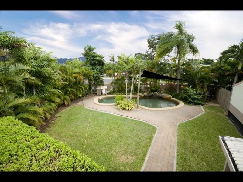 4/5 Charlotte Close, Woree QLD 4868