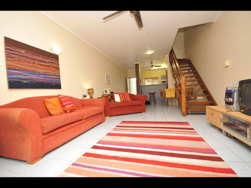 3/13 Balaclava Road, Earlville QLD 4870