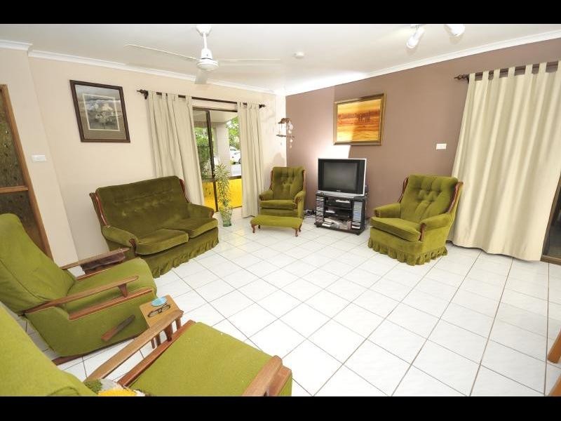 15 Tarana Close, Caravonica QLD 4878