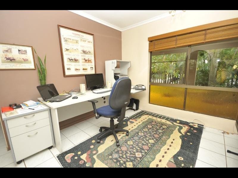 15 Tarana Close, Caravonica QLD 4878