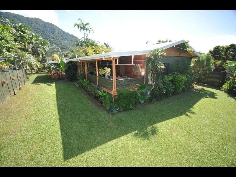 29 Cicero Close, Mooroobool QLD 4870