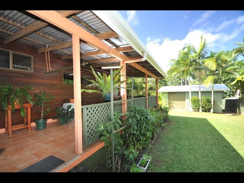 29 Cicero Close, Mooroobool QLD 4870