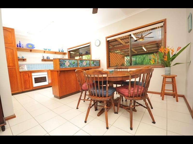 29 Cicero Close, Mooroobool QLD 4870