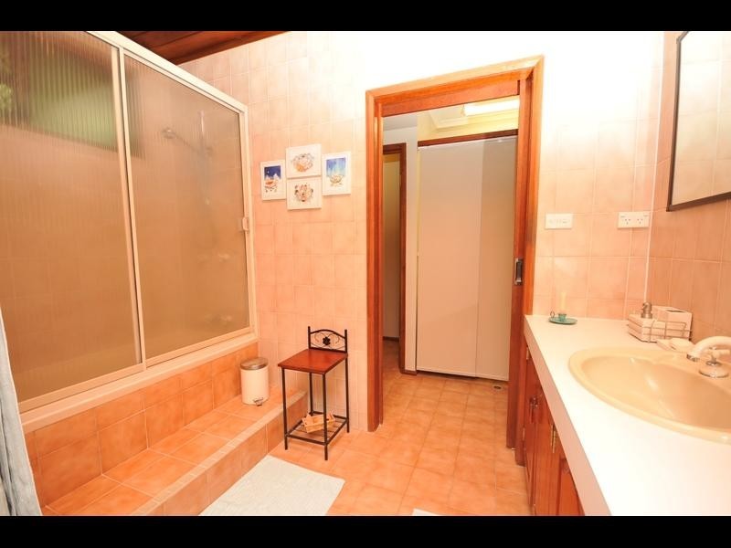 29 Cicero Close, Mooroobool QLD 4870