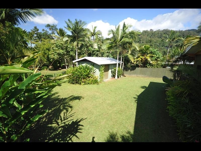 29 Cicero Close, Mooroobool QLD 4870