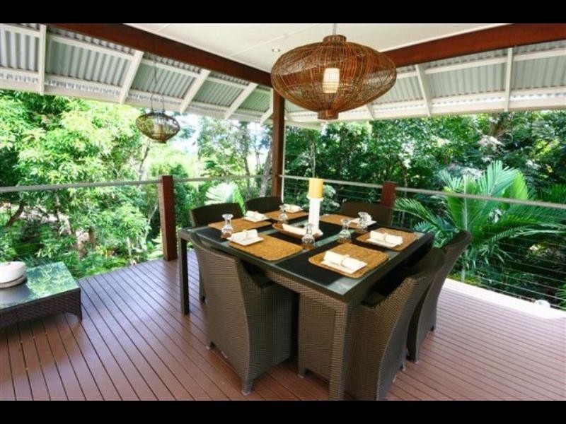 27/7 Tari Place, Trinity Beach QLD 4879
